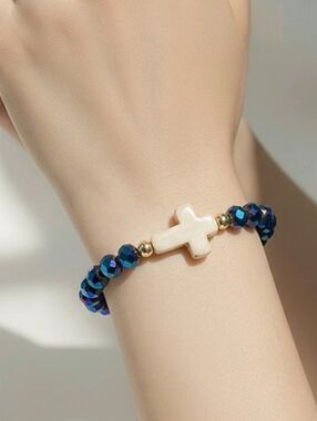 Celestial Faith Midnight Blue Beaded Cross Bracelet Dark Sparkle Stretch Luxe
